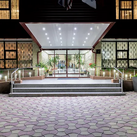 Paradiso Hotel 3*