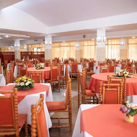 Paradiso מלון 3*